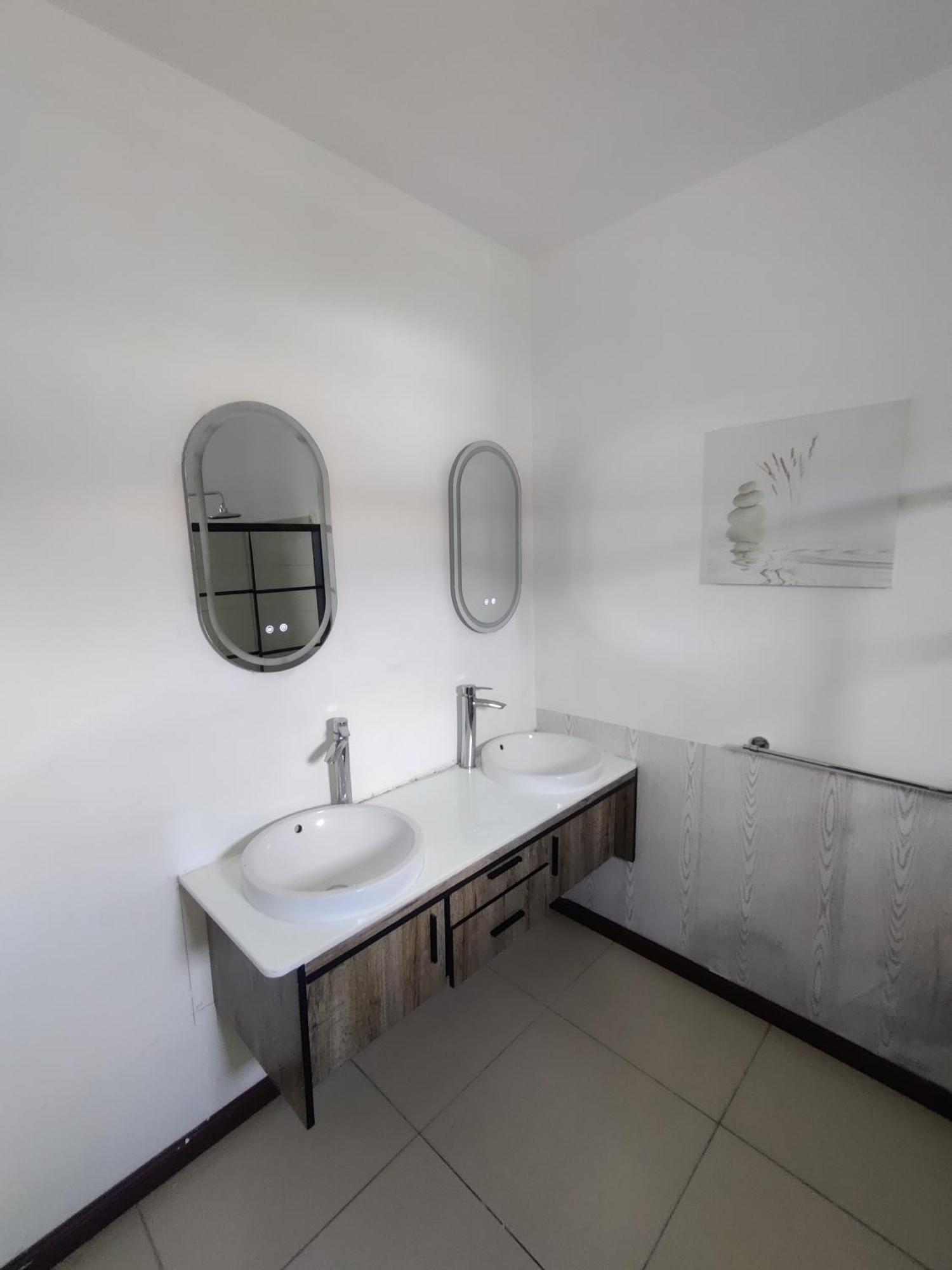 Grand Bay Luxury Villa With Pool & Garden Εξωτερικό φωτογραφία